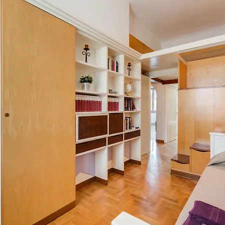 Apartment Lulu House